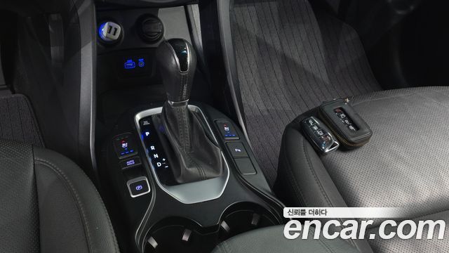 Hyundai Santa Fe The Prime Diesel 2.0 2WD Value Plus 2018 — фото 9