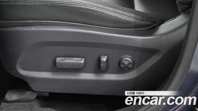 Hyundai Santa Fe The Prime Diesel 2.0 2WD Value Plus 2018 — фото 18