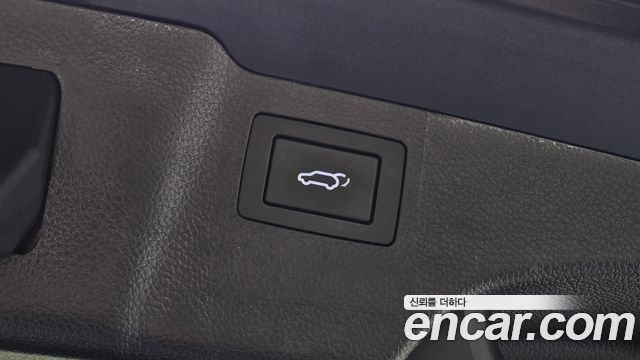 Hyundai Santa Fe The Prime Diesel 2.0 2WD Value Plus 2018 — фото 20