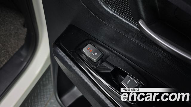 KG Mobility (SsangYong) Beautiful Korando Diesel 1.6 2WD C5 Plus 2020 — фото 16