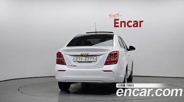 Chevrolet Aveo Sedan 1.4 Turbo LS 2018 — фото 4