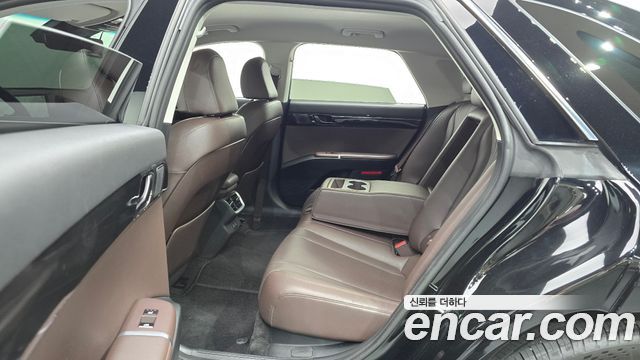 Hyundai Grandeur (GN7) 2,5 Gasoline 2WD Premium 2023 — фото 11