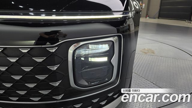 Hyundai Grandeur (GN7) 2,5 Gasoline 2WD Premium 2023 — фото 22