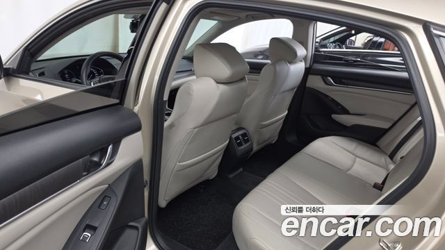Honda Accord (X) 1.5 Turbo 2018 — фото 26