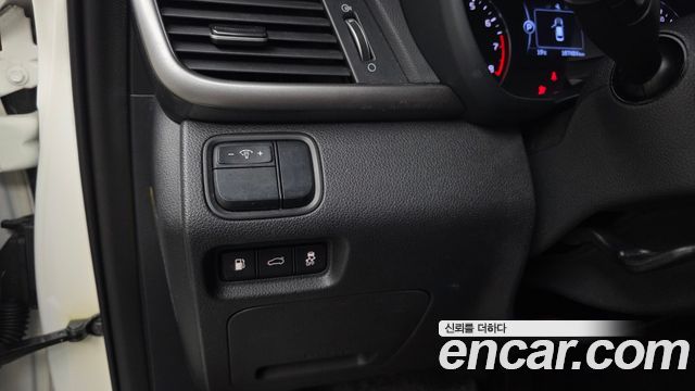 Kia K5 (II) 2.0 MX Style Edition 2018 — фото 17