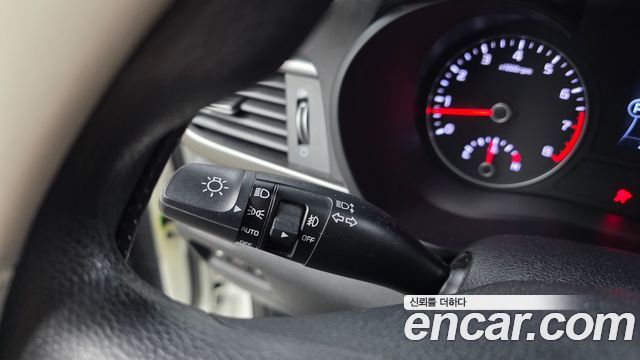 Kia K5 (II) 2.0 MX Style Edition 2018 — фото 20