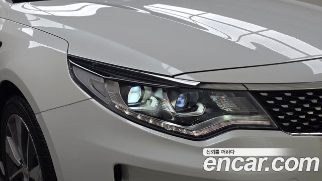Kia K5 (II) 2.0 MX Style Edition 2018 — фото 22