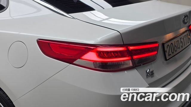 Kia K5 (II) 2.0 MX Style Edition 2018 — фото 23