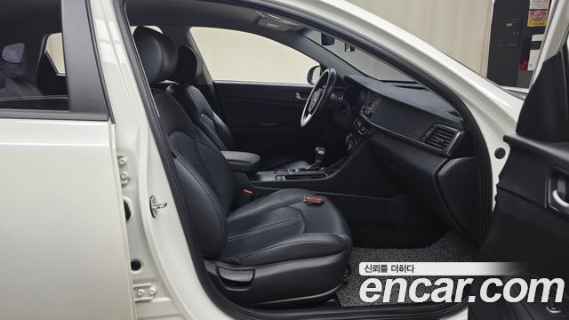 Kia K5 (II) 2.0 MX Style Edition 2018 — фото 26