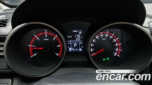 KG Mobility (SsangYong) Tivoli Air Diesel IX 2WD 2017 — фото 8