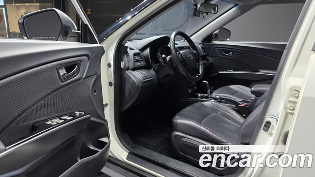 KG Mobility (SsangYong) Tivoli Air Diesel IX 2WD 2017 — фото 10