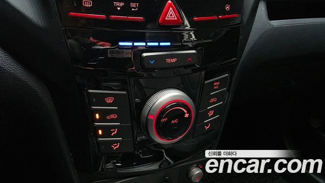 KG Mobility (SsangYong) Tivoli Air Diesel IX 2WD 2017 — фото 16