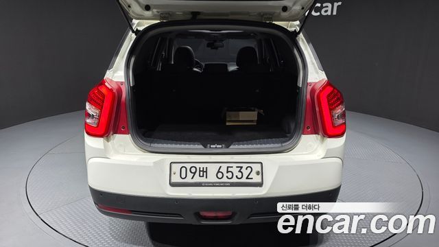 KG Mobility (SsangYong) Tivoli Air Diesel IX 2WD 2017 — фото 20