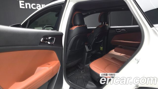 Kia Sportage (V) Gasoline 1.6 Turbo 2WD Noblesse 2026 — фото 26