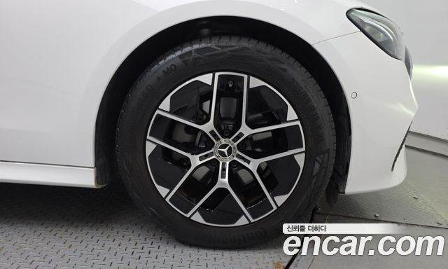 Mercedes-Benz E-Class (W214) E200 Avantgarde 2026 — фото 5