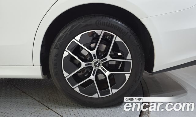 Mercedes-Benz E-Class (W214) E200 Avantgarde 2026 — фото 21