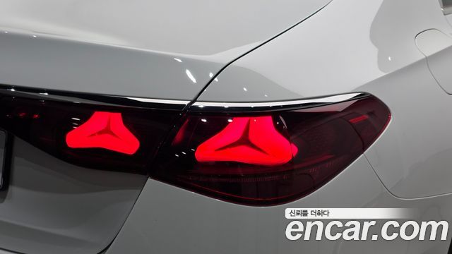 Mercedes-Benz E-Class (W214) E200 Avantgarde 2026 — фото 23