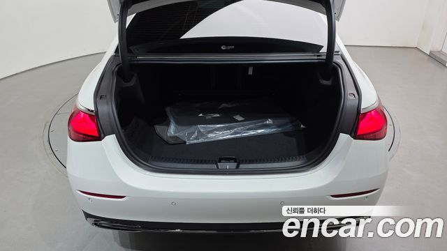Mercedes-Benz E-Class (W214) E200 Avantgarde 2026 — фото 30