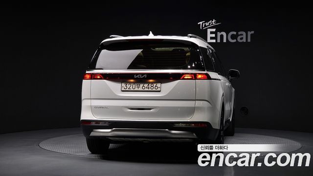 Kia Carnival (IV) Gasoline 9-Seater Noblesse 2023 — фото 4