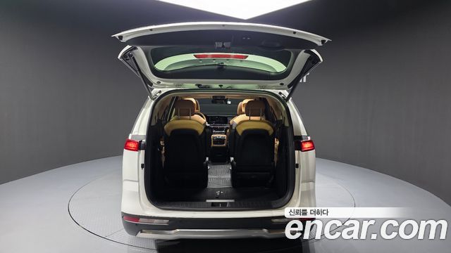 Kia Carnival (IV) Gasoline 9-Seater Noblesse 2023 — фото 20