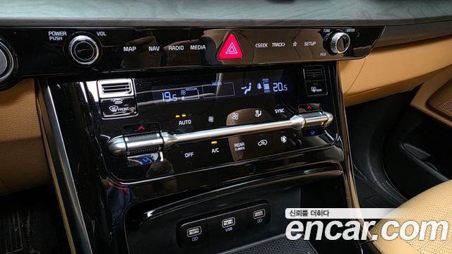 Kia Carnival (IV) Gasoline 9-Seater Noblesse 2023 — фото 32