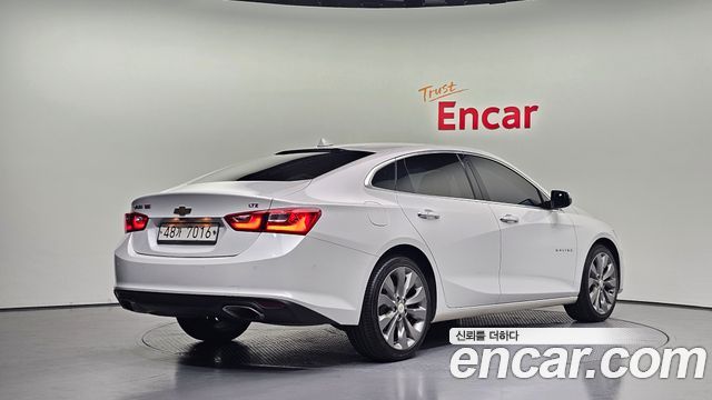 Chevrolet Malibu 2.0 Turbo LTZ Premium 2017 — фото 2
