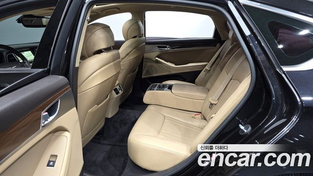 Genesis G80 3.3 GDI AWD Luxury 2018 — фото 16