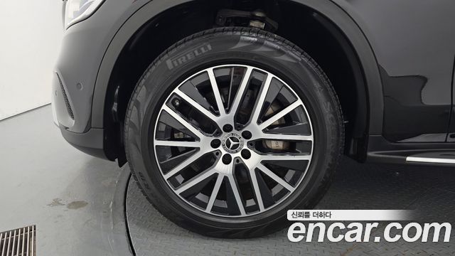 Mercedes-Benz GLC-Class (X253) GLC300e 4MATIC 2021 — фото 5