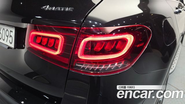 Mercedes-Benz GLC-Class (X253) GLC300e 4MATIC 2021 — фото 23