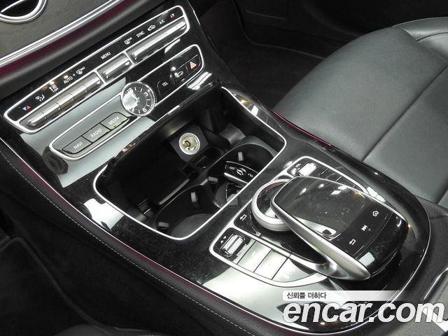 Mercedes-Benz E-Class (W213) E220d Avantgarde 2017 — фото 9