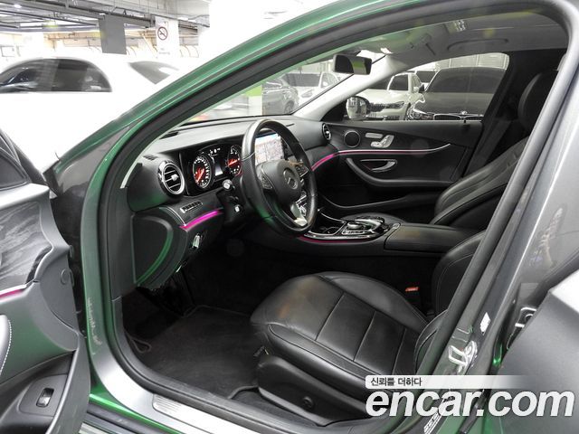 Mercedes-Benz E-Class (W213) E220d Avantgarde 2017 — фото 10