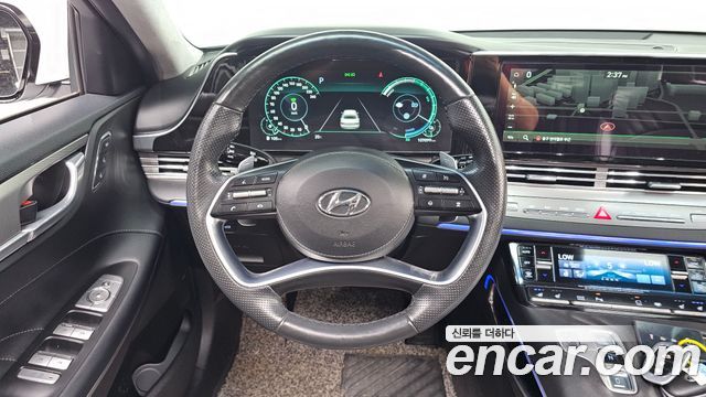 Hyundai Grandeur Hybrid (IG) Calligraphy 2020 — фото 13