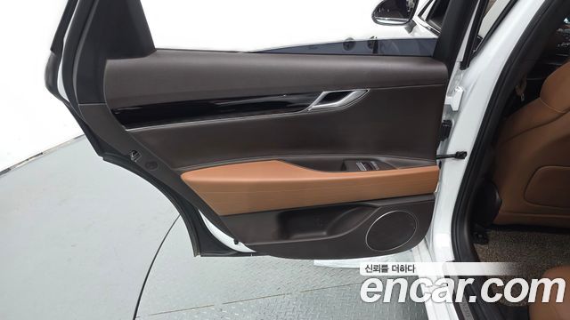 Genesis G80 (RG3) Gasoline 2.5 Turbo AWD 2022 — фото 25