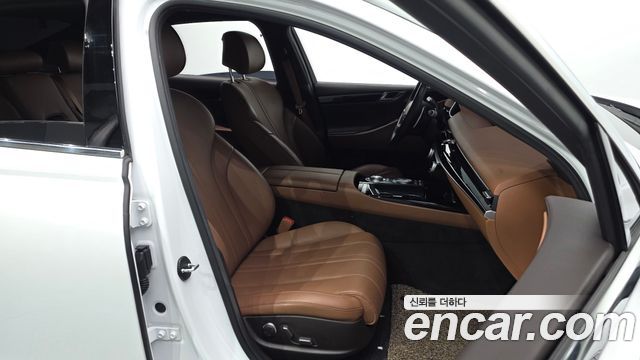 Genesis G80 (RG3) Gasoline 2.5 Turbo AWD 2022 — фото 26