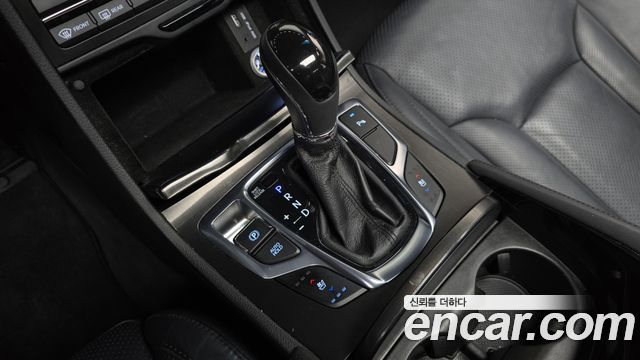 Hyundai Grandeur (HG) HG220 Diesel Premium 2015 — фото 9