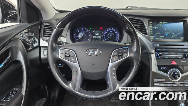 Hyundai Grandeur (HG) HG220 Diesel Premium 2015 — фото 13