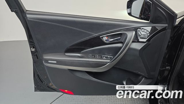 Hyundai Grandeur (HG) HG220 Diesel Premium 2015 — фото 24