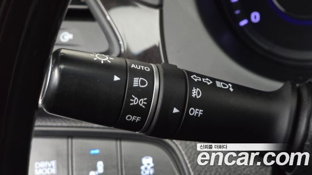 Hyundai Grandeur (HG) HG220 Diesel Premium 2015 — фото 30