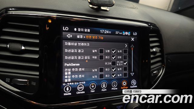 Jeep Grand Cherokee 3.6 Overland WK2 2020 — фото 16