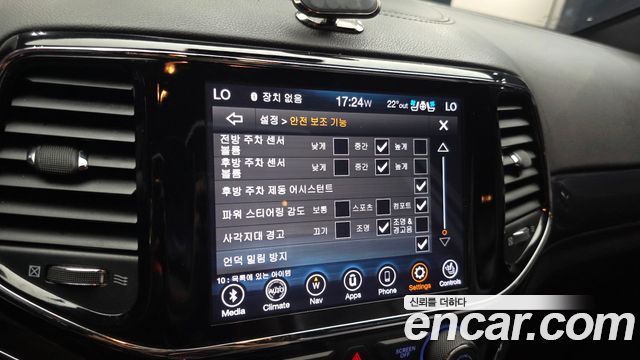 Jeep Grand Cherokee 3.6 Overland WK2 2020 — фото 17