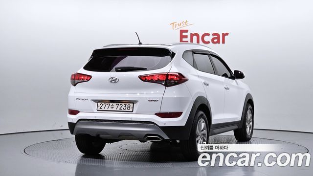Hyundai Tucson Diesel 1.7 2WD Modern 2017 — фото 2