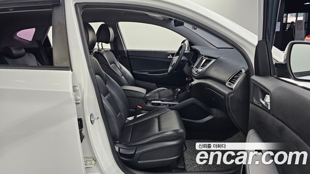 Hyundai Tucson Diesel 1.7 2WD Modern 2017 — фото 12