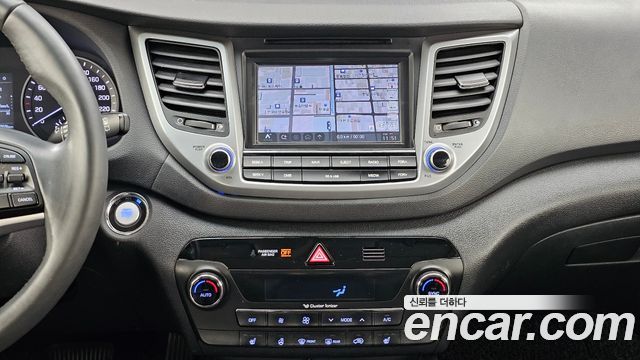 Hyundai Tucson Diesel 1.7 2WD Modern 2017 — фото 14