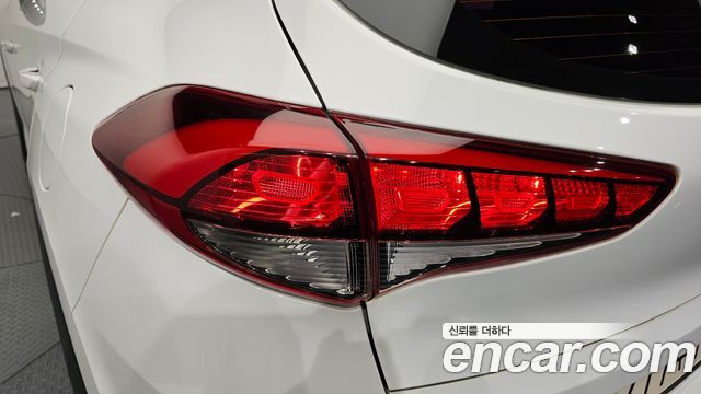 Hyundai Tucson Diesel 1.7 2WD Modern 2017 — фото 23