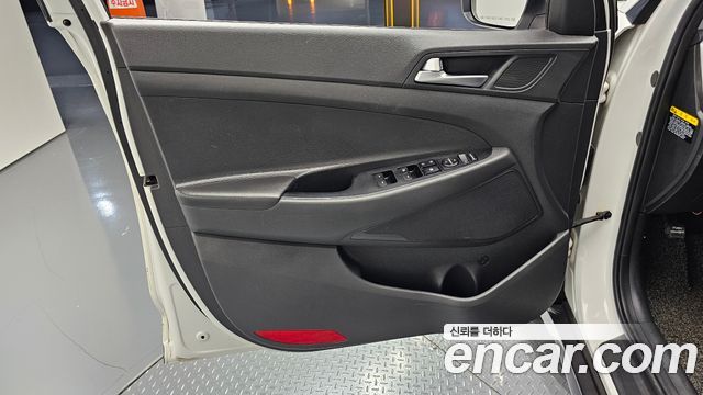 Hyundai Tucson Diesel 1.7 2WD Modern 2017 — фото 24
