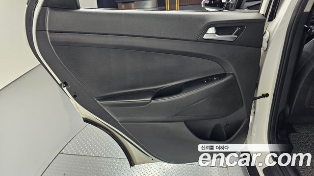 Hyundai Tucson Diesel 1.7 2WD Modern 2017 — фото 25