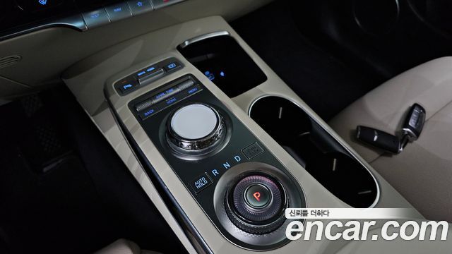 Genesis GV70 2.5T Gasoline 2WD 2022 — фото 9