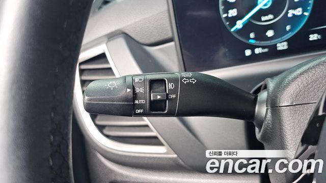Kia Seltos Gasoline 1.6 Turbo 2WD Signature 2025 — фото 14