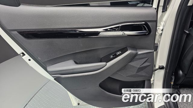 Kia Seltos Gasoline 1.6 Turbo 2WD Signature 2025 — фото 25
