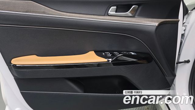 Kia K5 (III) 1.6 Turbo Noblesse 2023 — фото 24